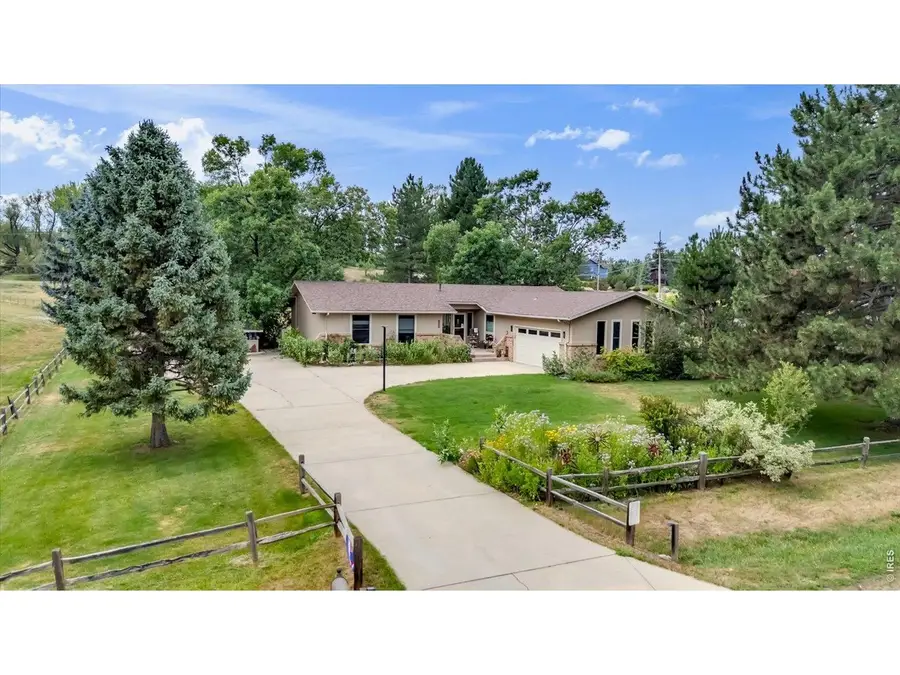 7922 Meadowlake Rd, Niwot, CO 80503 - #3