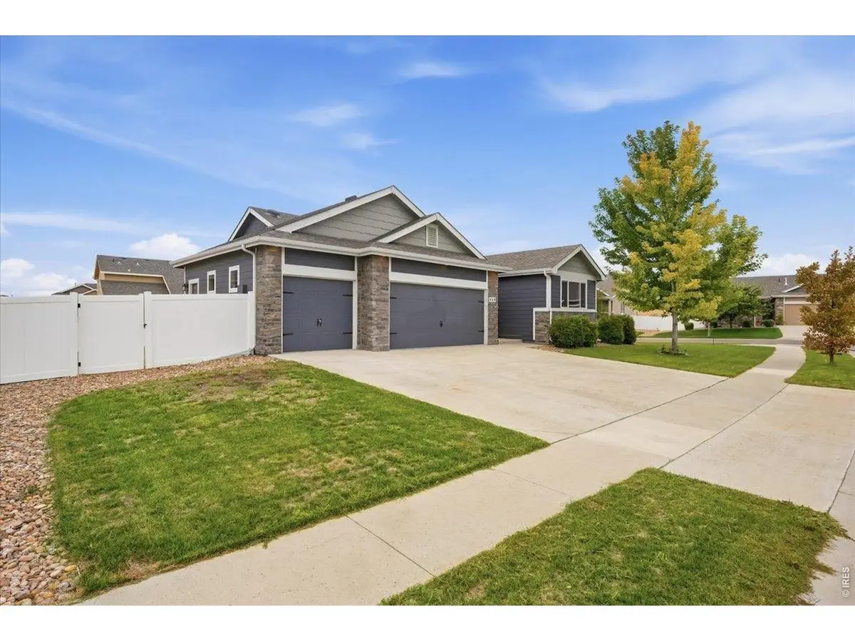 639 Gore Range Dr, Severance, CO 80550 - #1