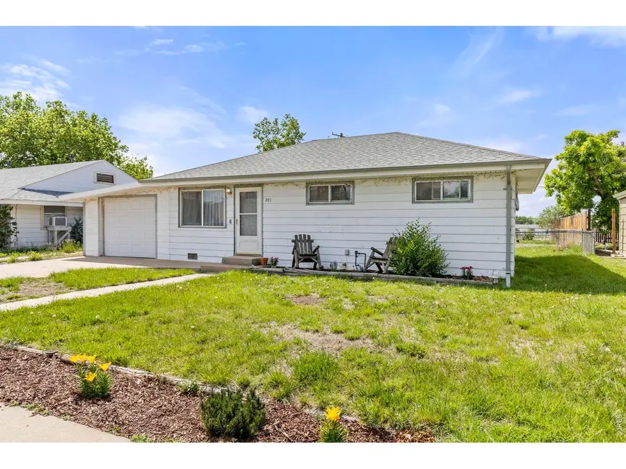 201 N 4th St, La Salle, CO 80645 - #2