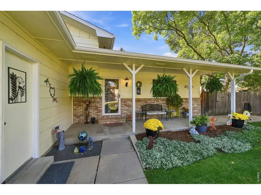 1800 Rolling View Dr, Loveland, CO 80537 - #2