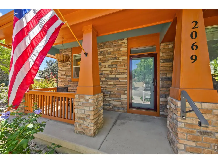 2069 Bear Creek Pl, Loveland, CO 80538 - #2