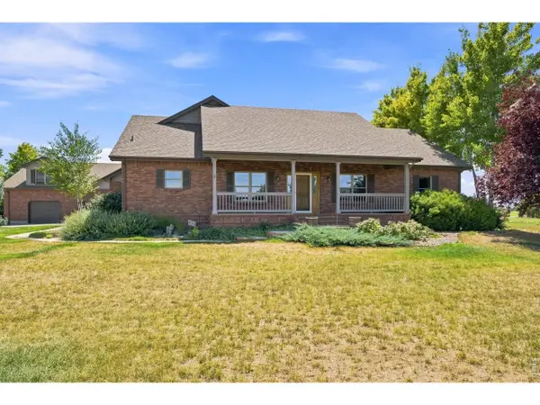 3338 Paddy Ln, Loveland, CO 80537