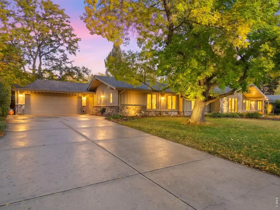 1916 Navajo Dr, Fort Collins, CO 80525 - #3