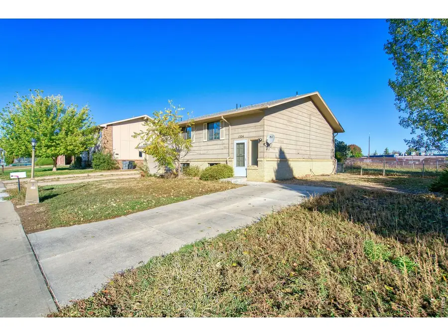 1324 Holly Ave, Longmont, CO 80501 - #2