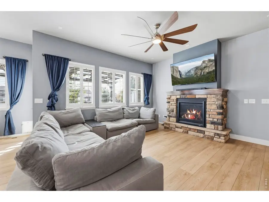 6433 Tuxedo Park Rd, Timnath, CO 80547 - #3