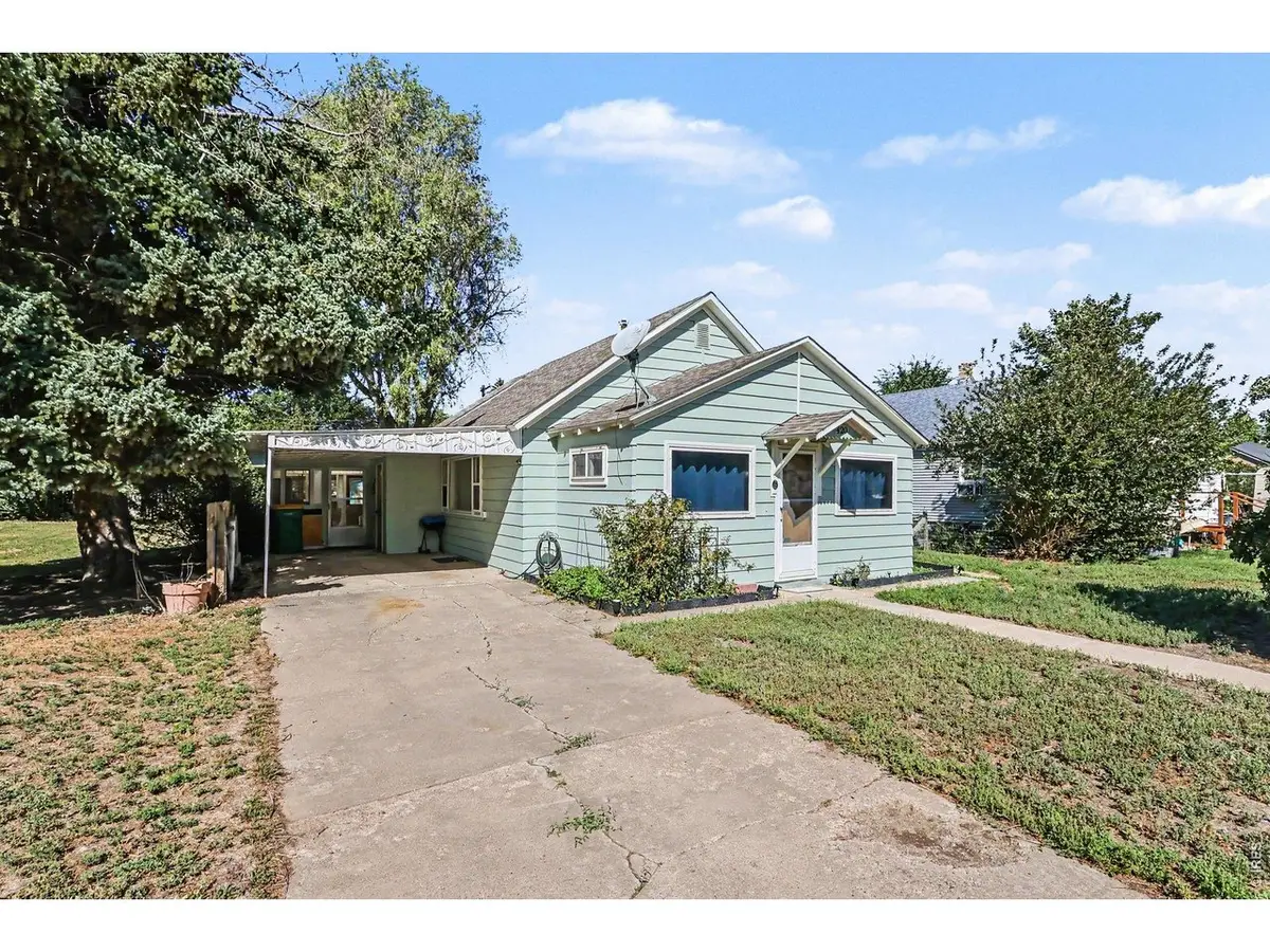 420 Park Ave, Eaton, CO 80615 - #1