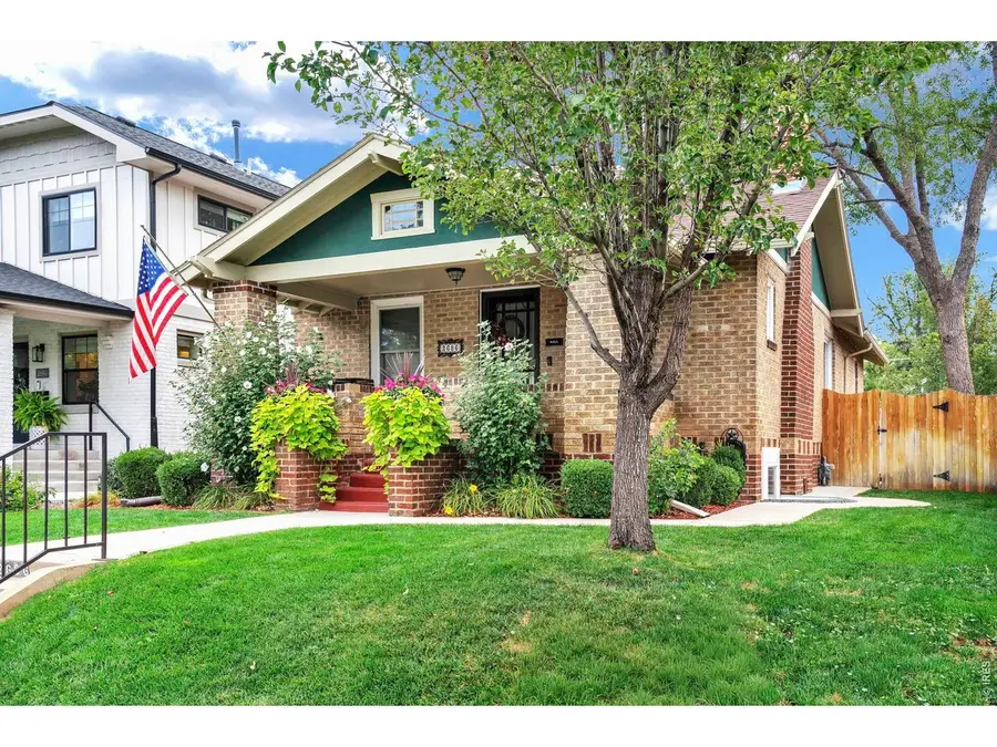 2686 Dahlia St, Denver, CO 80207 - #2