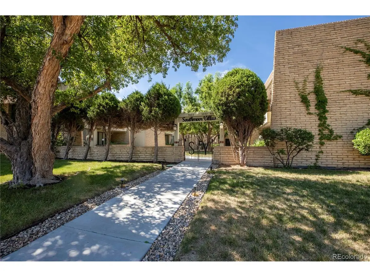 5882 E Ithaca Pl #204, Denver, CO 80237 - #1