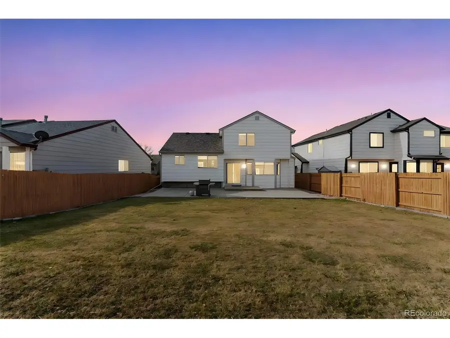 11589 River Run Cir, Commerce City, CO 80640 - Image #2