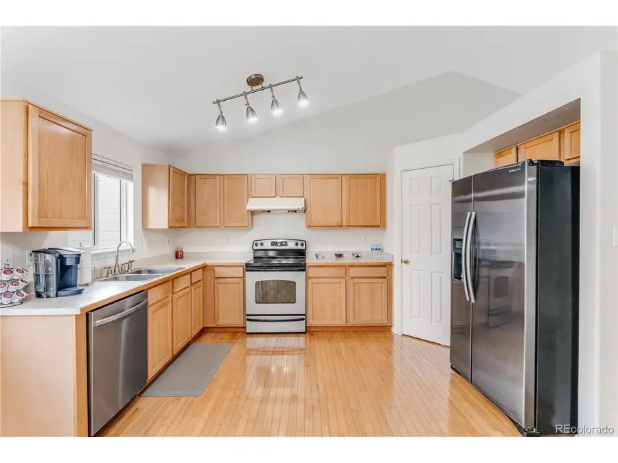 11589 River Run Cir, Commerce City, CO 80640 - Image #3