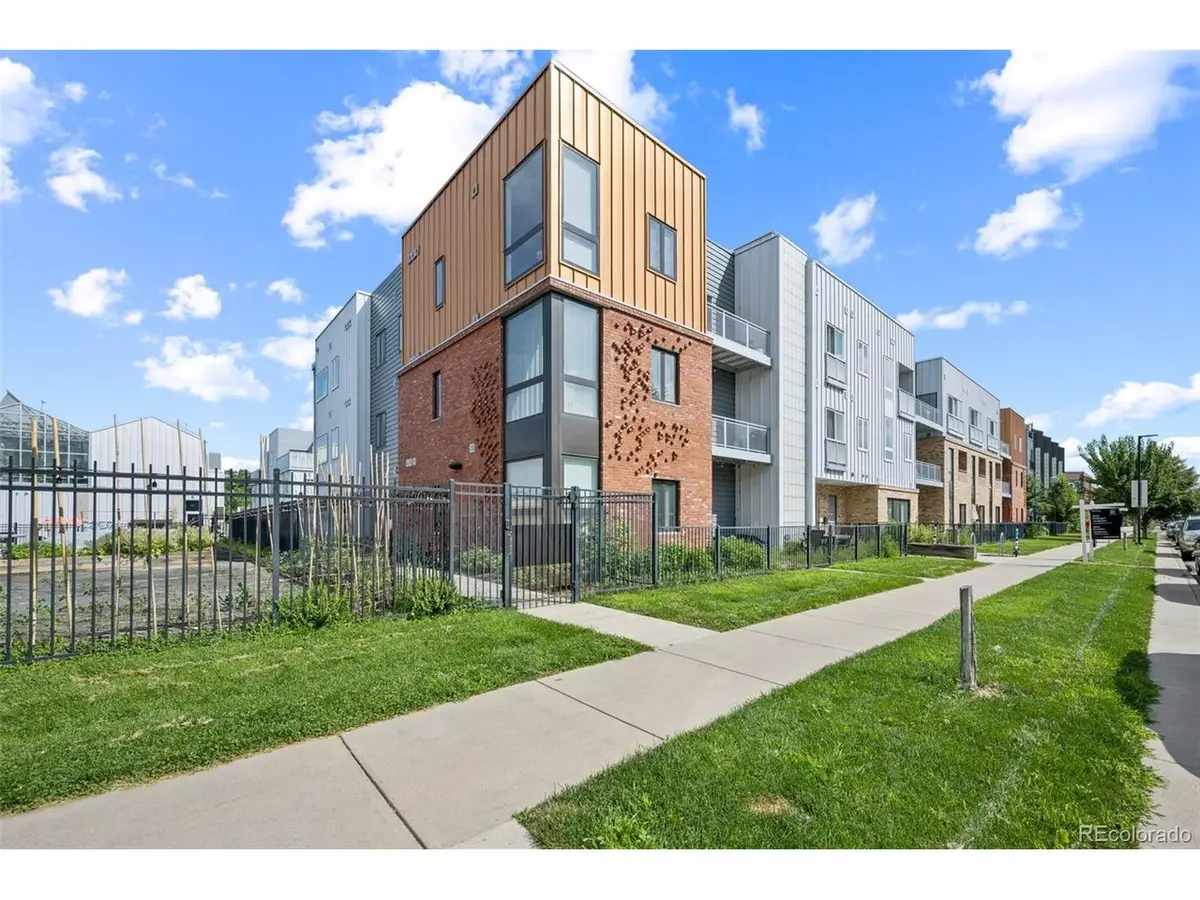 2525 Arapahoe St #RD213, Denver, CO 80205 - #1