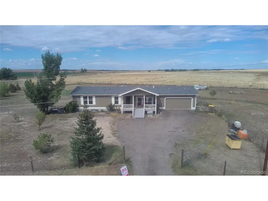 58117 E 42nd Dr, Strasburg, CO 80136 - Image #2
