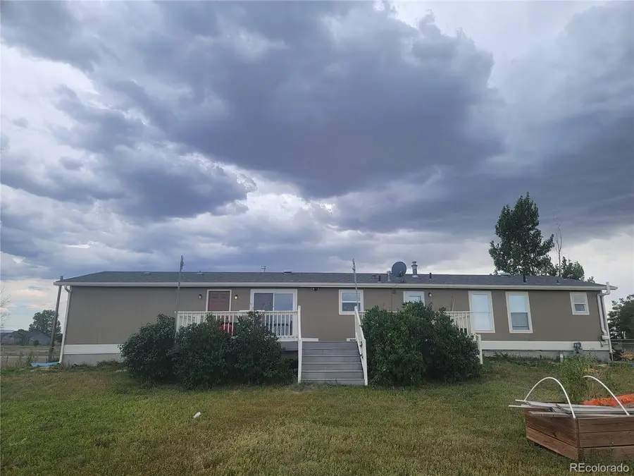 58117 E 42nd Dr, Strasburg, CO 80136 - Image #3