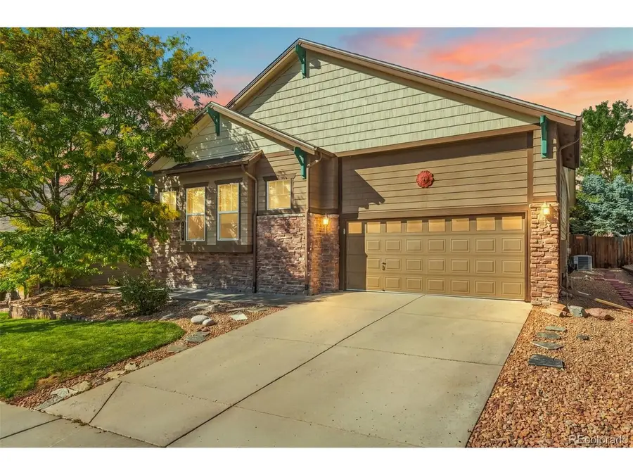 853 Dales Pony Dr, Castle Rock, CO 80104 - #2