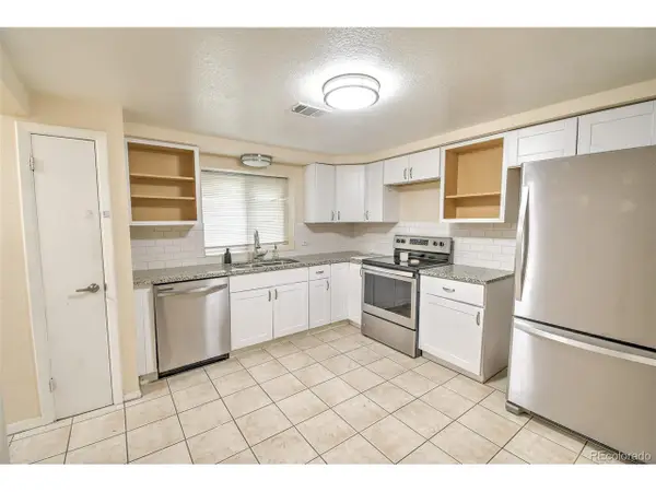 1658 Chester St, Aurora, CO 80010