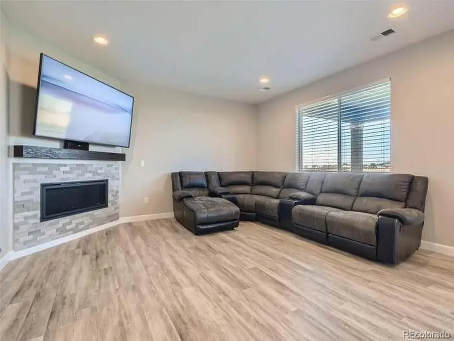27431 E 10th Dr, Aurora, CO 80018 - #3