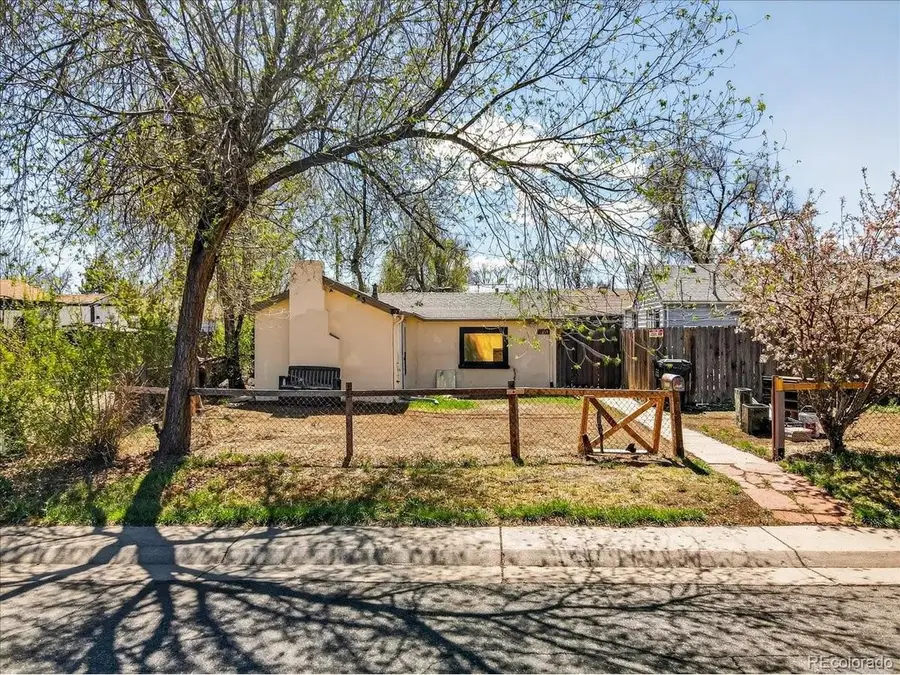 3880 W Ohio Ave, Denver, CO 80219 - #2