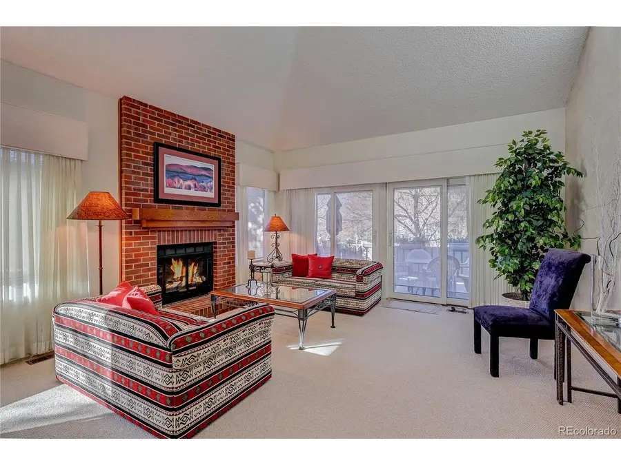 8849 Blue Mountain Pl, Highlands Ranch, CO 80126 - Image #3