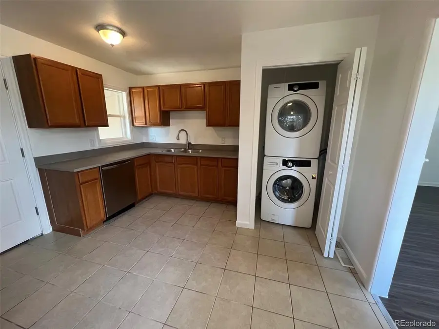 945 Lima St, Aurora, CO 80010 - #2