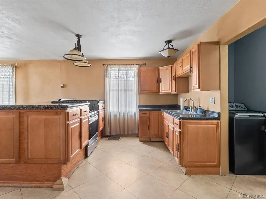 255 Knox Ct, Denver, CO 80219 - #2