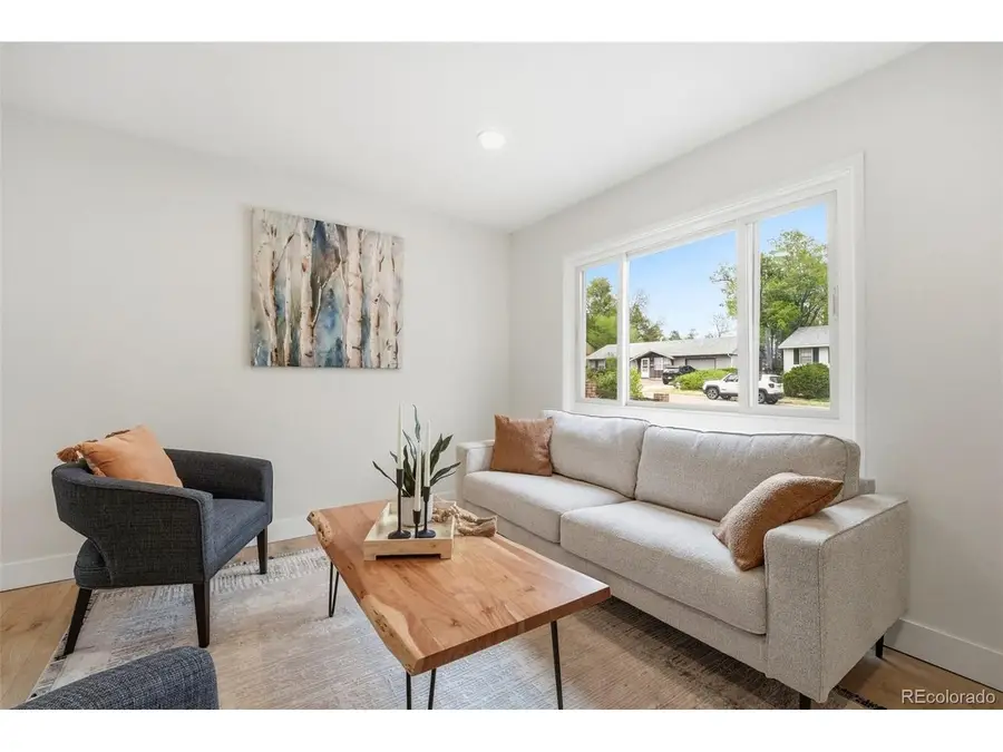 16 N Brentwood Dr, Colorado Springs, CO 80909 - #3