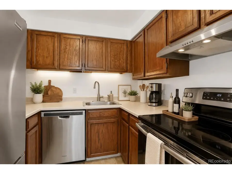 1366 Garfield St #206, Denver, CO 80206 - #2
