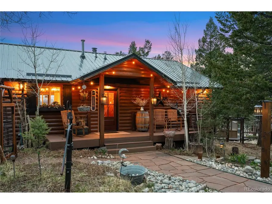 1366 Vagabond Creek Dr, Lake George, CO 80827 - #2