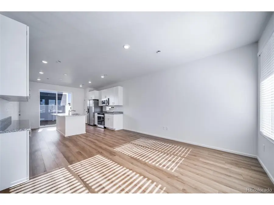 46573 Sunflower Ln, Bennett, CO 80102 - Image #3