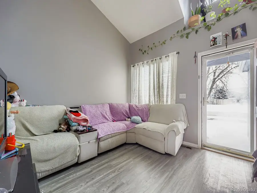 4613 E Bennington Ave, Castle Rock, CO 80104 - Image #2