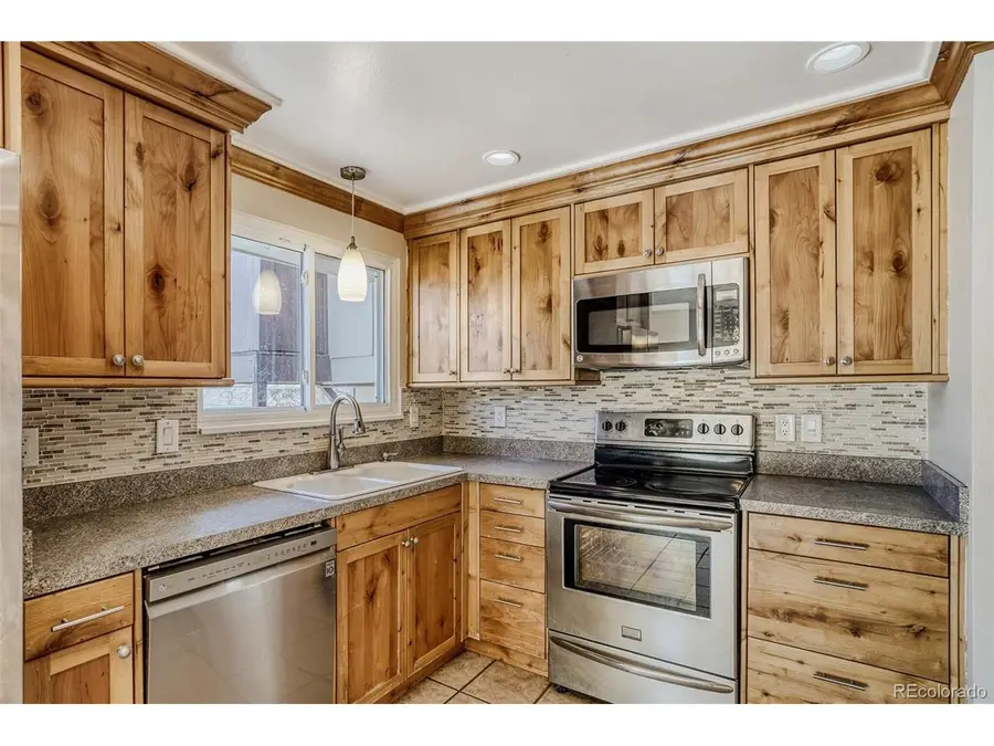 8478 Fenton St, Arvada, CO 80003 - Image #2