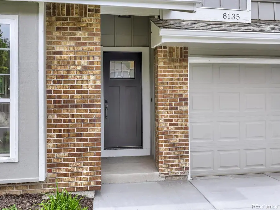 8135 S Syracuse St, Centennial, CO 80112 - #3