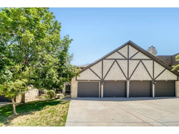 4250 S Olive St #115, Denver, CO 80237