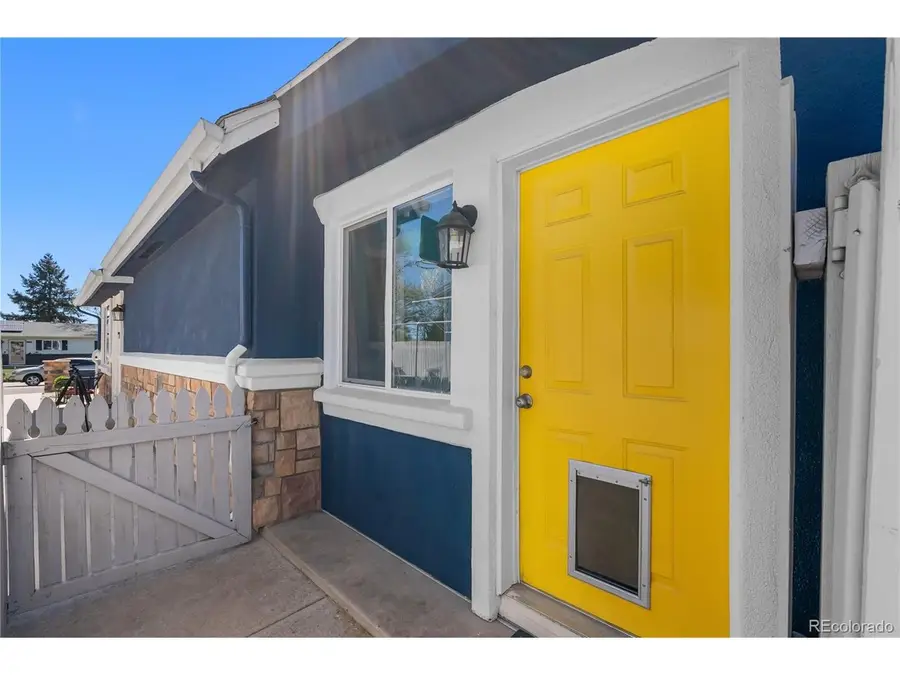 2038 Pepperwood Dr, Colorado Springs, CO 80910 - #2