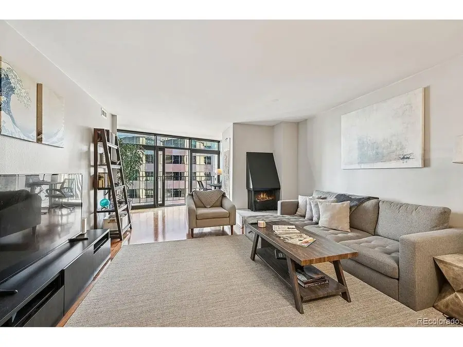 1777 Larimer St #1909, Denver, CO 80202 - #2