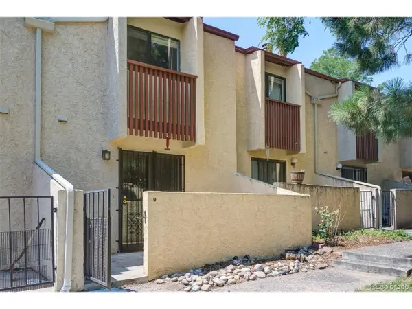 1060 S Parker Rd #9, Denver, CO 80231