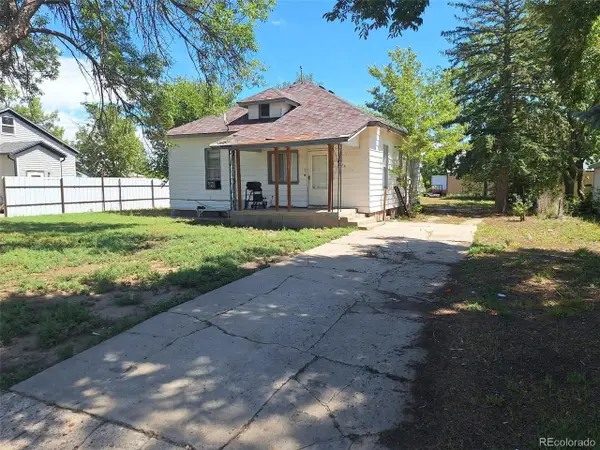 324 9th St, Burlington, CO 80807