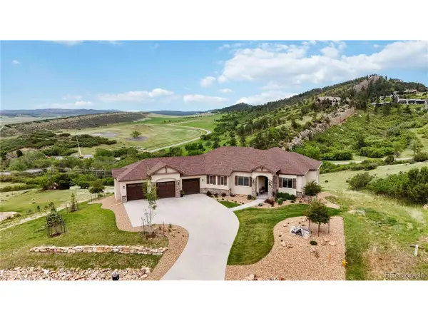 5330 Country Club Dr, Larkspur, CO 80118