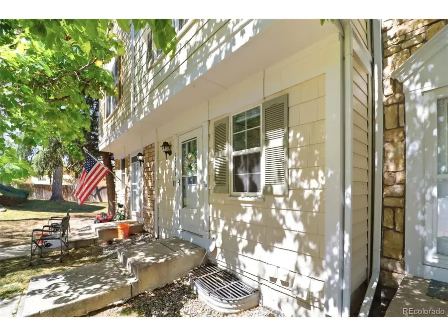 9509 W Coal Mine Ave #B, Littleton, CO 80123 - #3