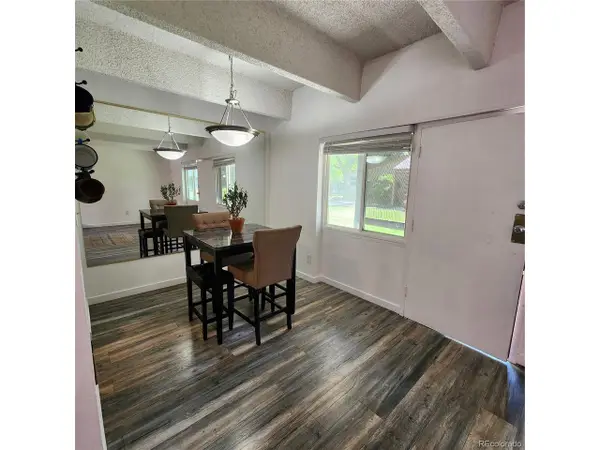 384 S Ironton St #102, Aurora, CO 80012