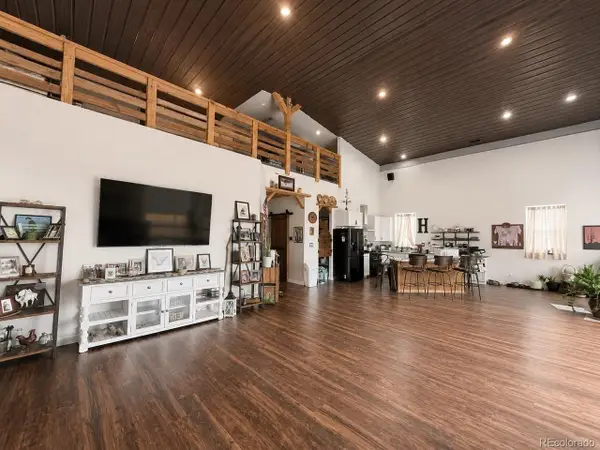 470 Bowie Rd, Penrose, CO 81420