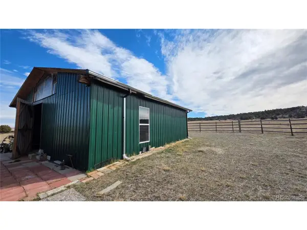 7155 Pine Bluff Ln, Pueblo, CO 81004