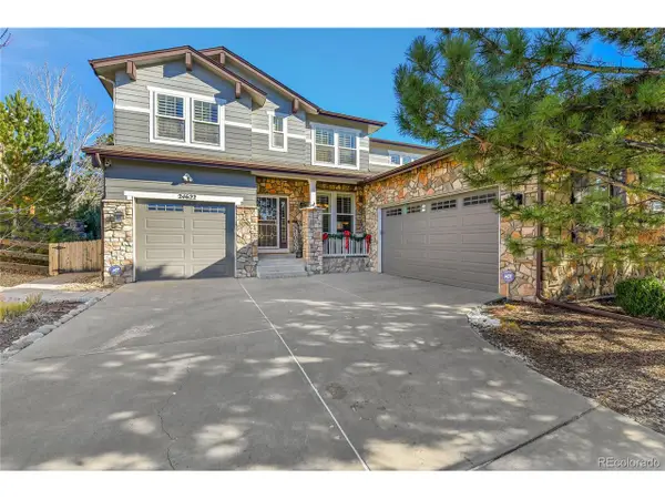 24622 E Ontario Dr, Aurora, CO 80016