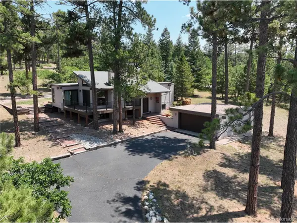 4751 Red Rock Dr, Larkspur, CO 80118