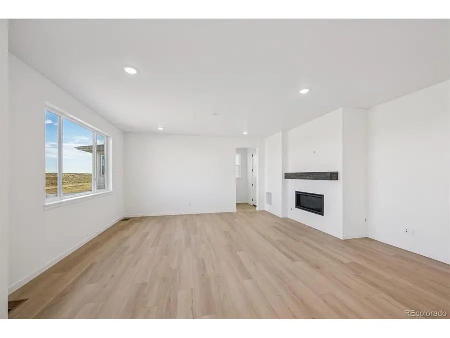 6381 Hidden River Ave, Loveland, CO 80538 - #2