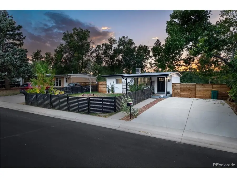 691 S Simms St, Lakewood, CO 80228 - #2