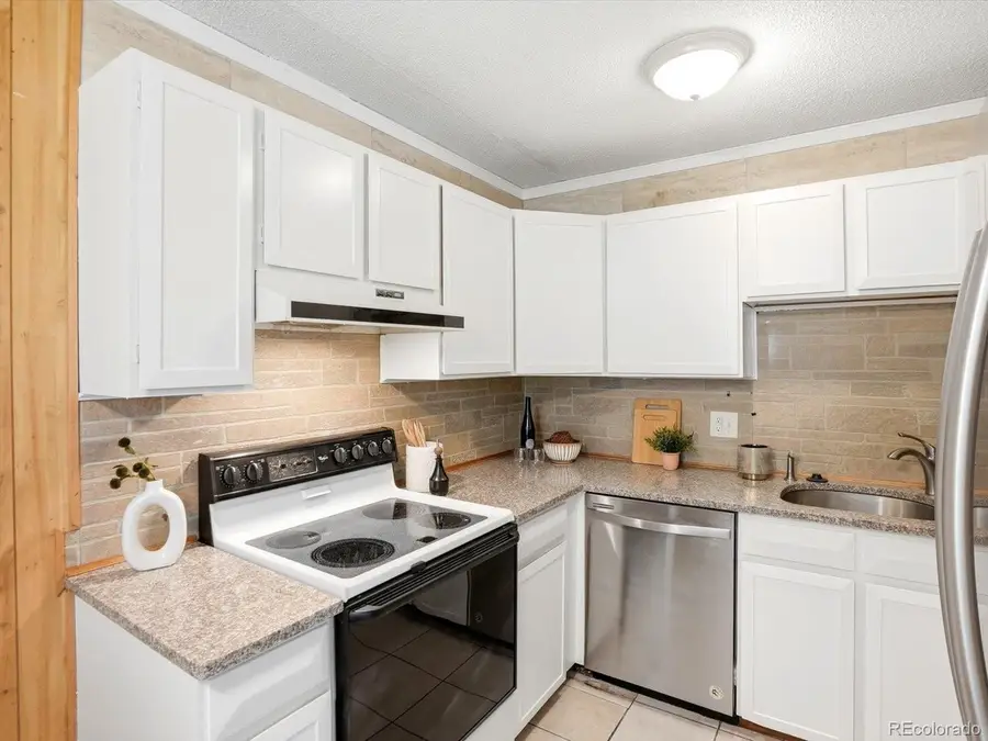 2120 S Vaughn Way #206F, Aurora, CO 80014 - #3