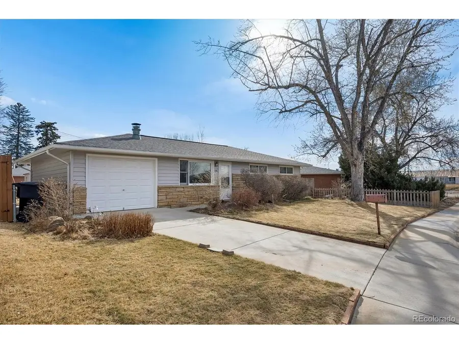 106 Lincoln St, Longmont, CO 80501 - #2