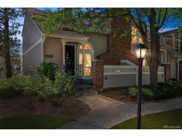 2913 W Long Cir #A, Littleton, CO 80120