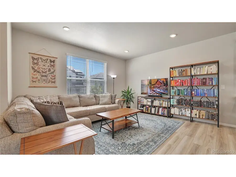 760 N Shawnee St, Aurora, CO 80018 - #3