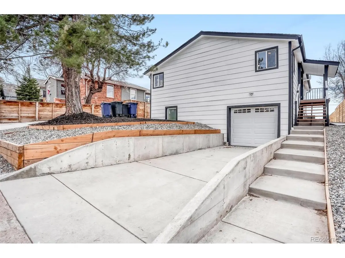 1057 Meade St, Denver, CO 80204 - #1